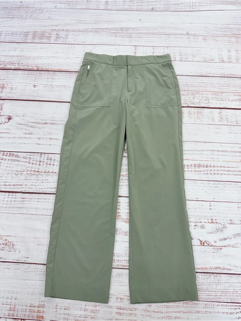 Athleta Women’s size 0 Tribeca Laurel Olive Utility Crop Pants